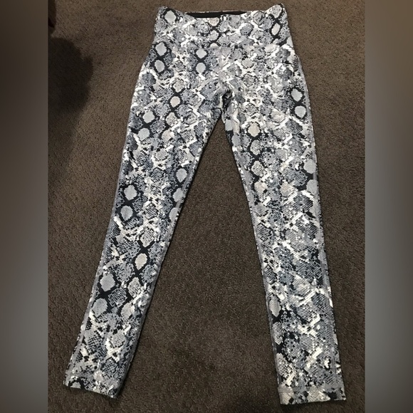 VOGO‎ Snakeskin print leggings - Picture 1 of 3